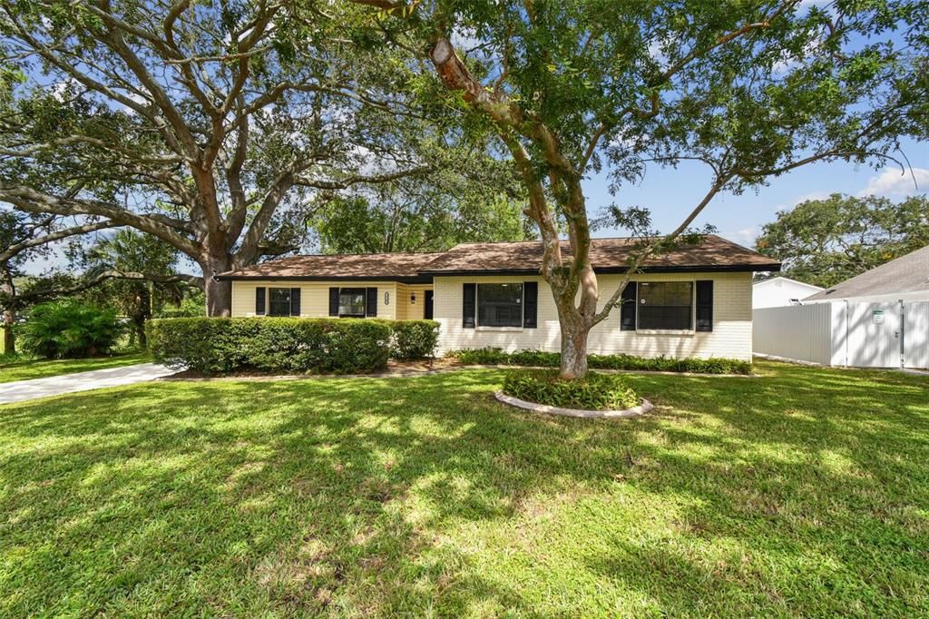 Activo con contrato: $475,000 (4 camas, 3 baños, 1786 Pies cuadrados)