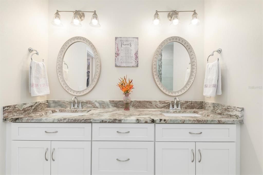 Под контрактом: $494,000 (3 спален, 2 ванн, 1857 Квадратных фут)