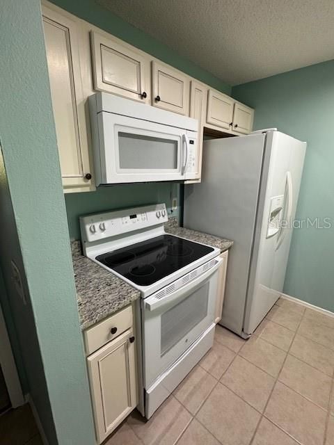 В аренду: $1,200 (0 спален, 1 ванн, 540 Квадратных фут)