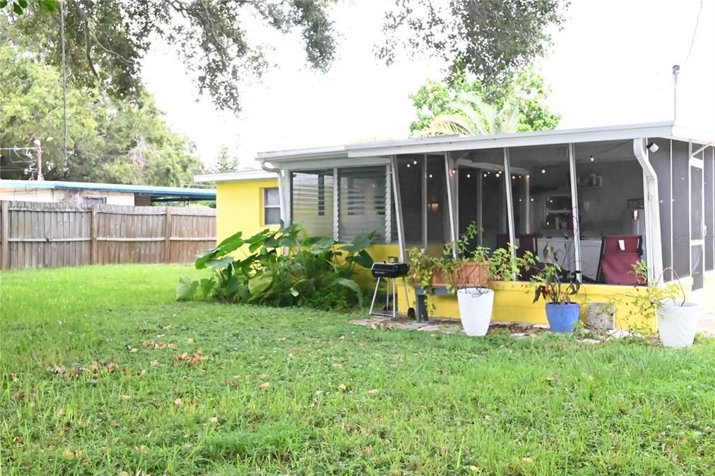 Activo con contrato: $229,900 (3 camas, 1 baños, 863 Pies cuadrados)