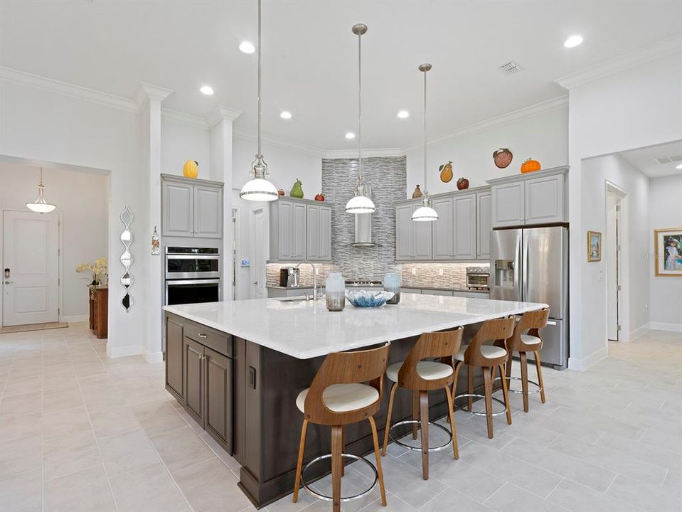 На продажу: $659,000 (3 спален, 2 ванн, 2935 Квадратных фут)