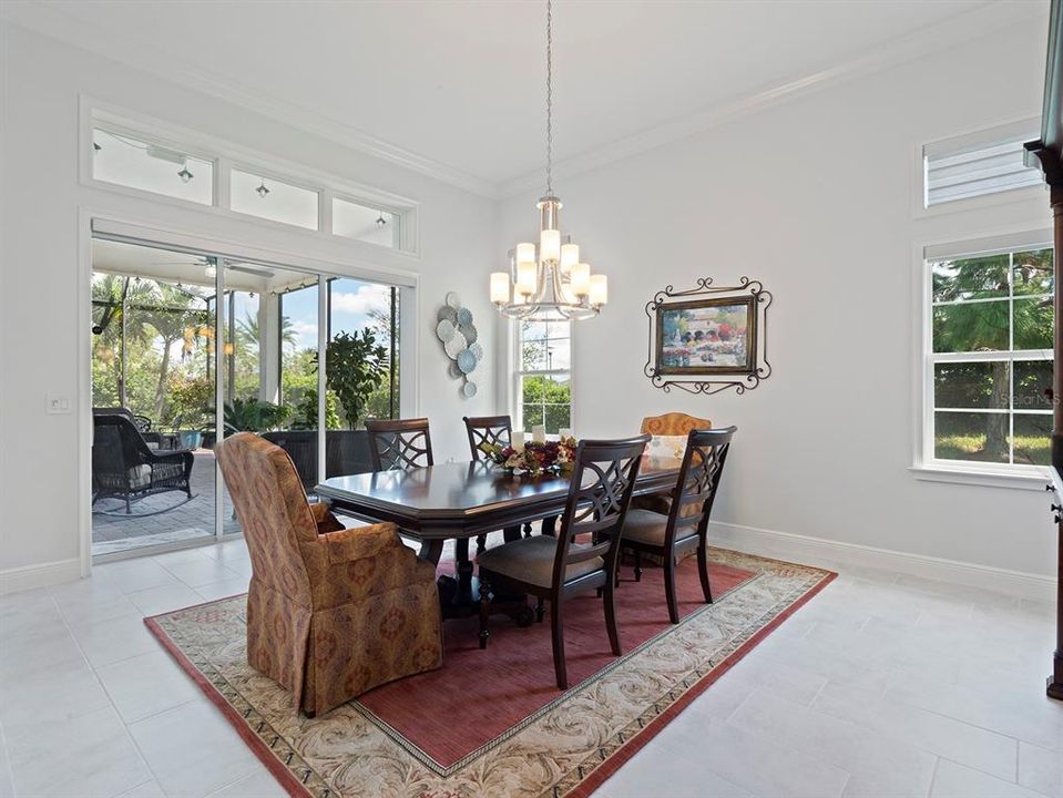 На продажу: $659,000 (3 спален, 2 ванн, 2935 Квадратных фут)