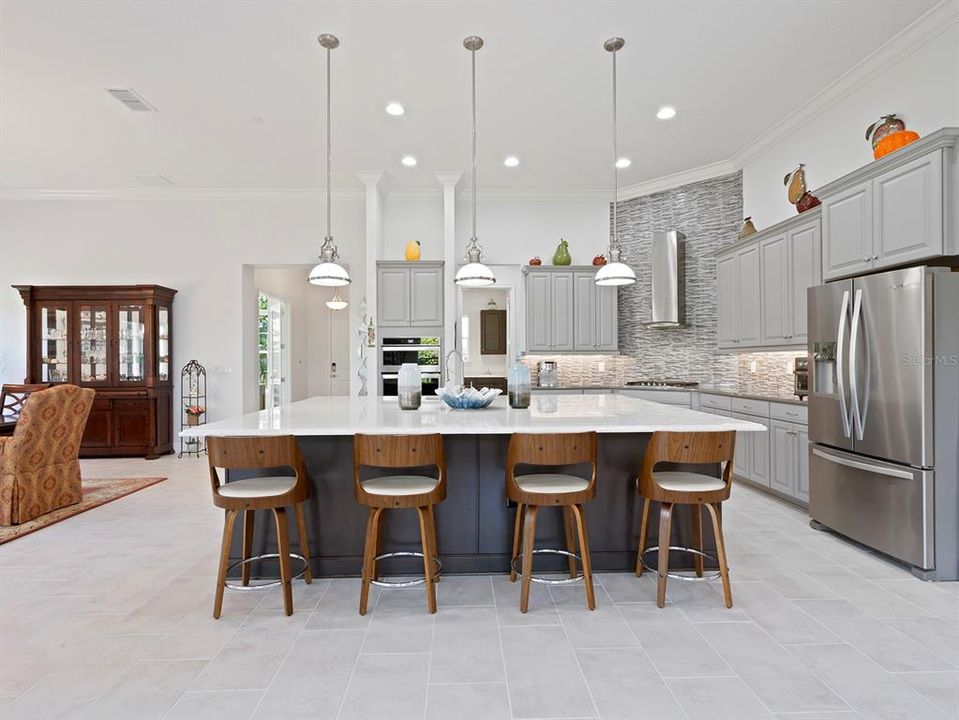 На продажу: $659,000 (3 спален, 2 ванн, 2935 Квадратных фут)