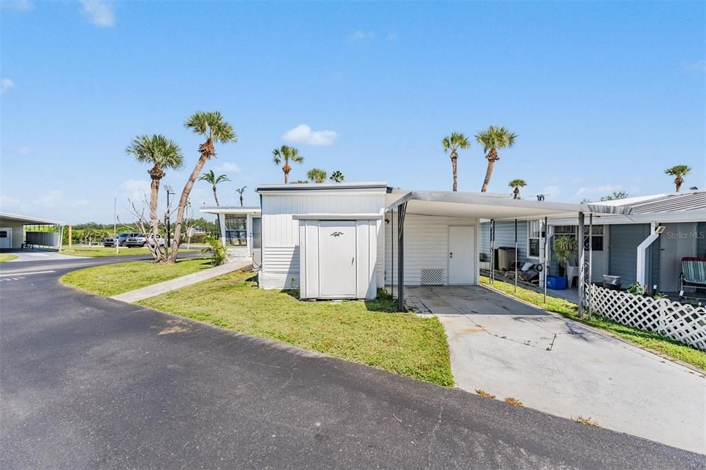 For Sale: $170,000 (2 beds, 1 baths, 986 Square Feet)