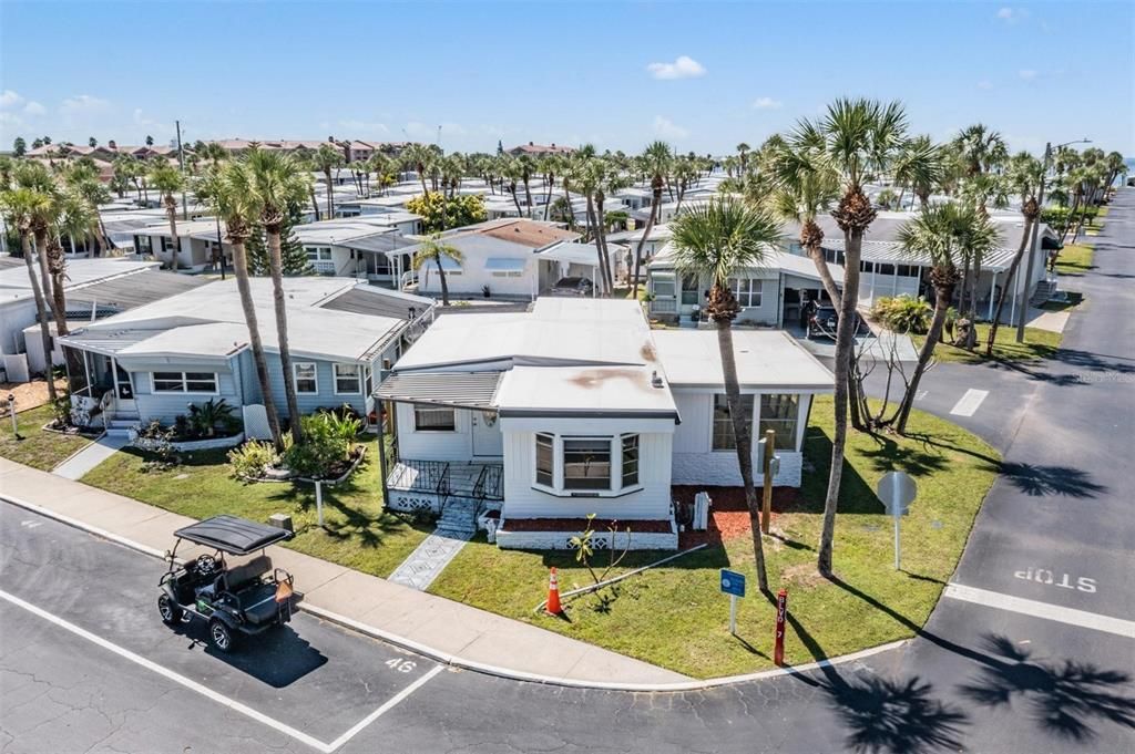 For Sale: $170,000 (2 beds, 1 baths, 986 Square Feet)