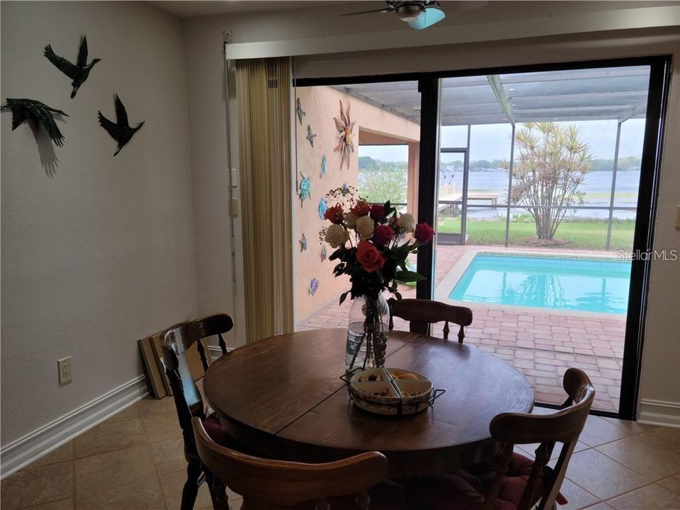 For Rent: $5,500 (5 beds, 4 baths, 3160 Square Feet)