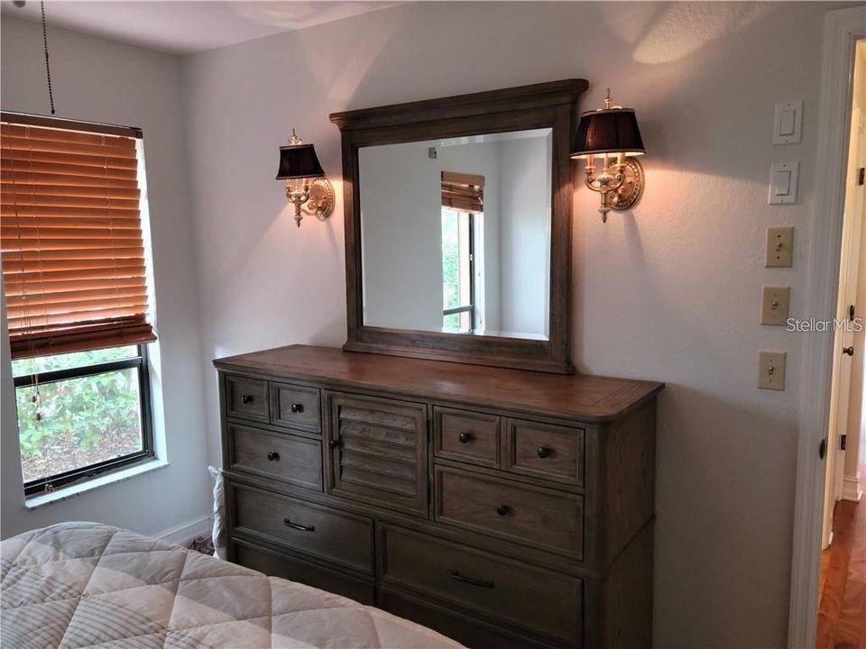 For Rent: $5,500 (5 beds, 4 baths, 3160 Square Feet)