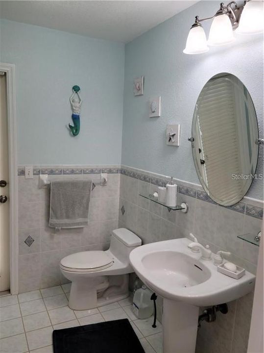 For Rent: $5,500 (5 beds, 4 baths, 3160 Square Feet)