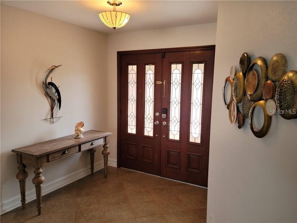 For Rent: $5,500 (5 beds, 4 baths, 3160 Square Feet)