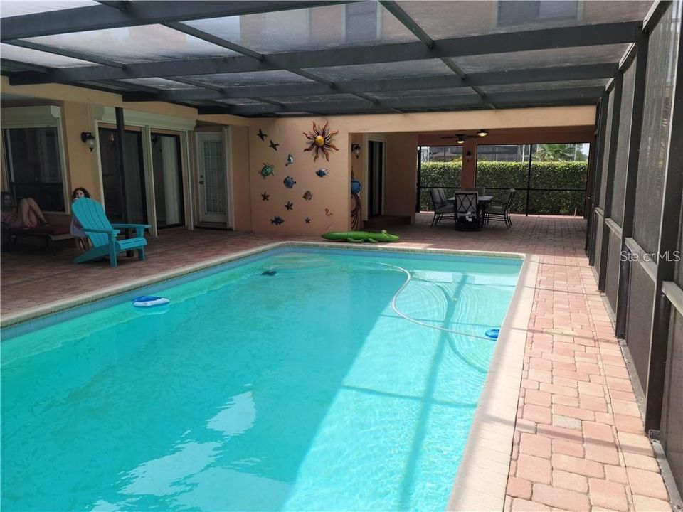 For Rent: $5,500 (5 beds, 4 baths, 3160 Square Feet)