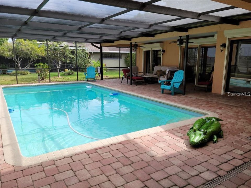 For Rent: $5,500 (5 beds, 4 baths, 3160 Square Feet)