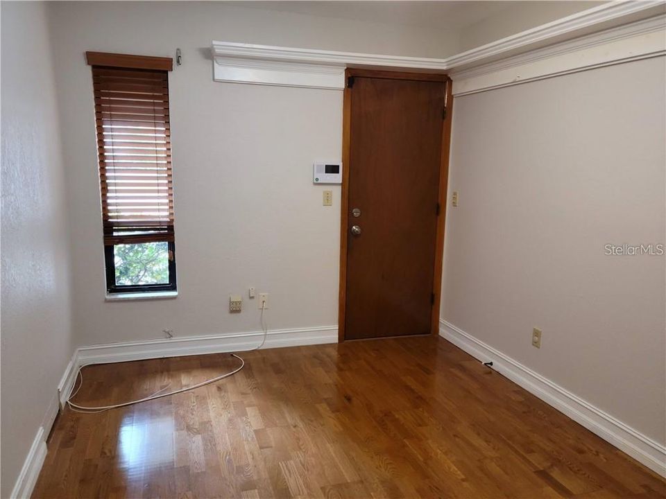 For Rent: $5,500 (5 beds, 4 baths, 3160 Square Feet)