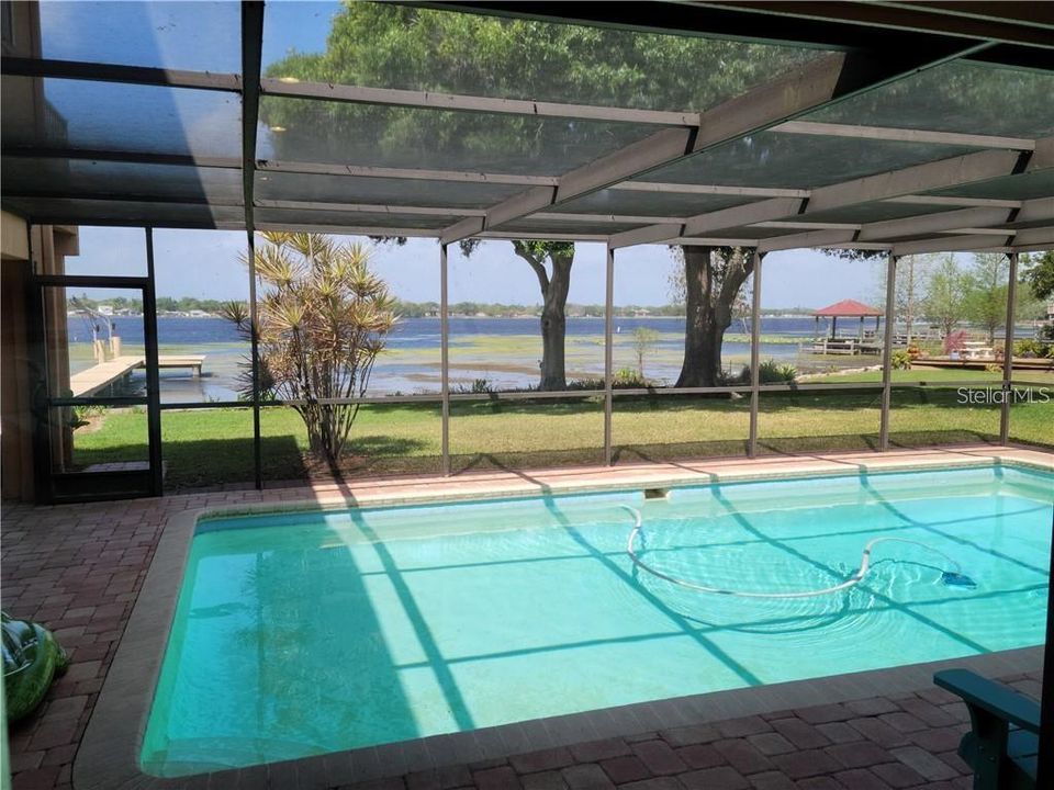 For Rent: $5,500 (5 beds, 4 baths, 3160 Square Feet)