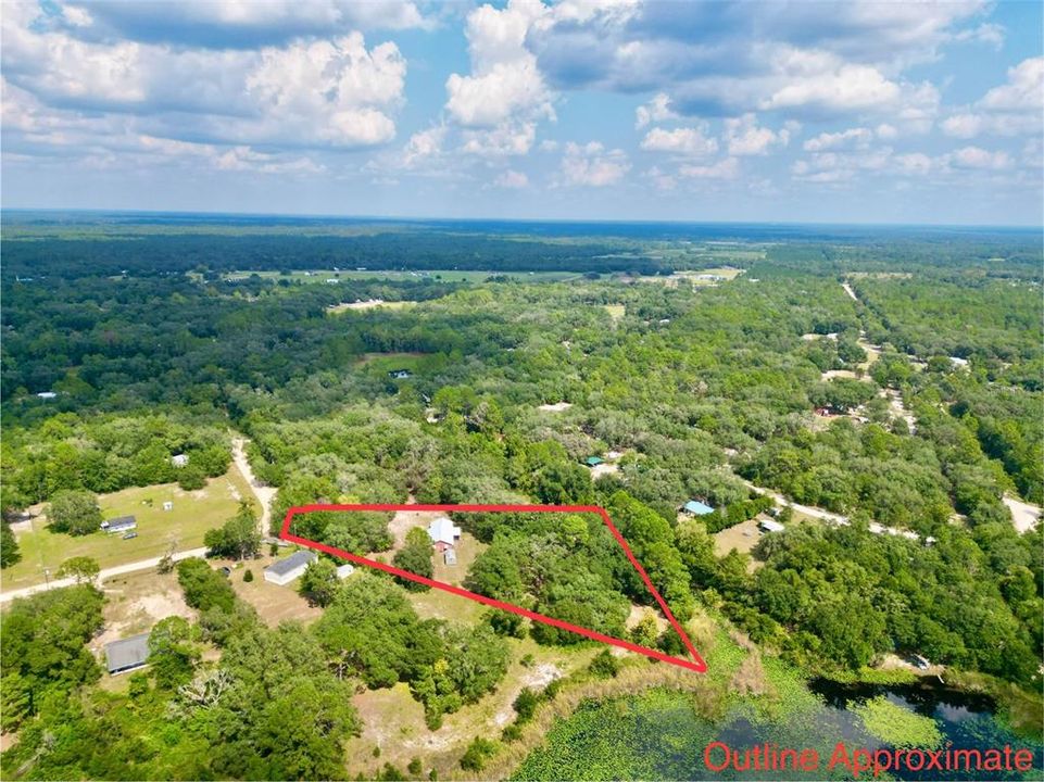 На продажу: $320,000 (3 спален, 2 ванн, 1295 Квадратных фут)