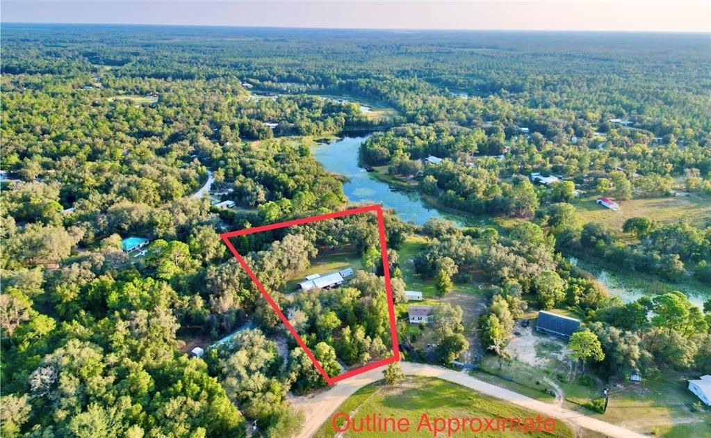 На продажу: $320,000 (3 спален, 2 ванн, 1295 Квадратных фут)