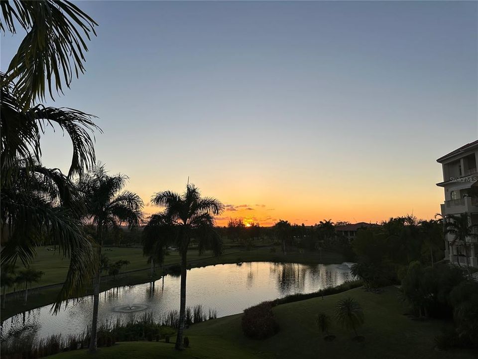 For Sale: $3,295,000 (3 beds, 3 baths, 2339 Square Feet)