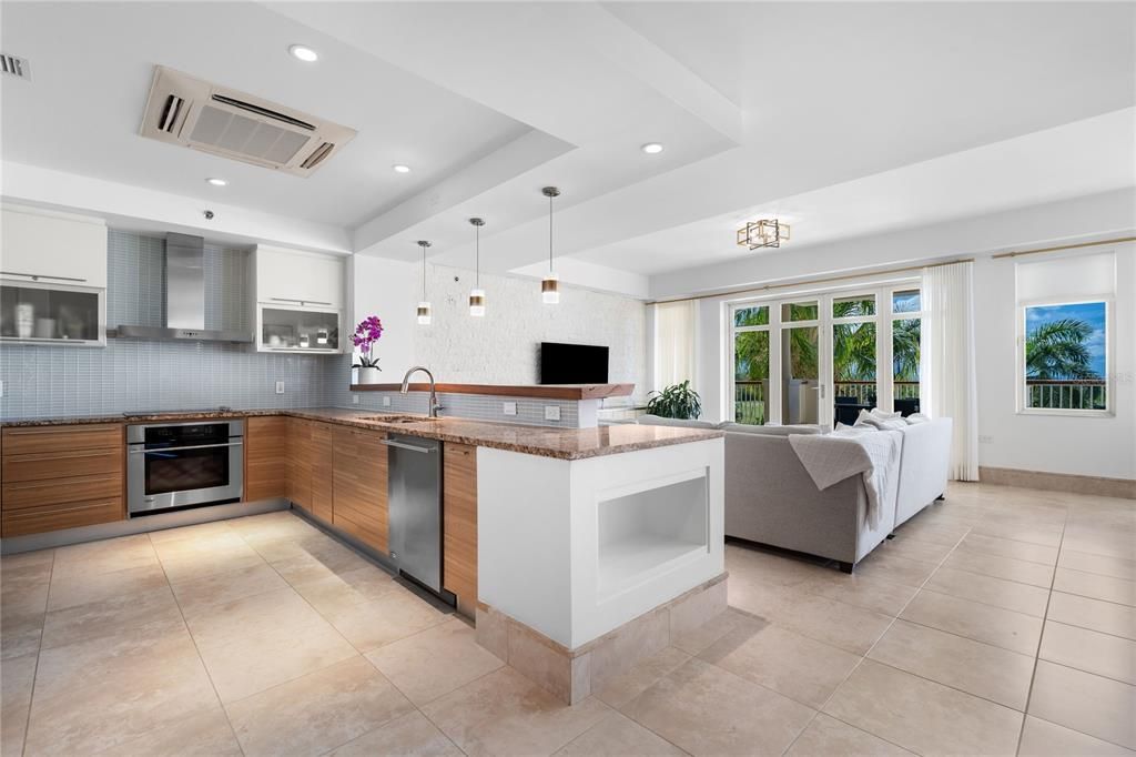 For Sale: $3,295,000 (3 beds, 3 baths, 2339 Square Feet)