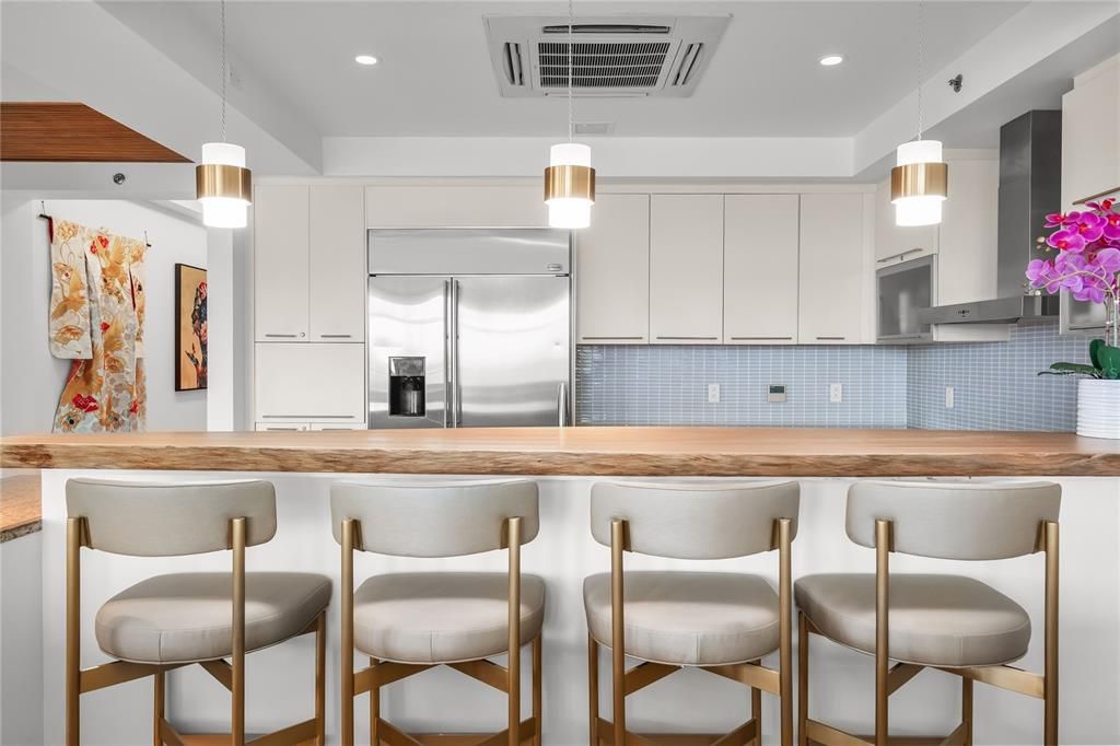 For Sale: $3,295,000 (3 beds, 3 baths, 2339 Square Feet)