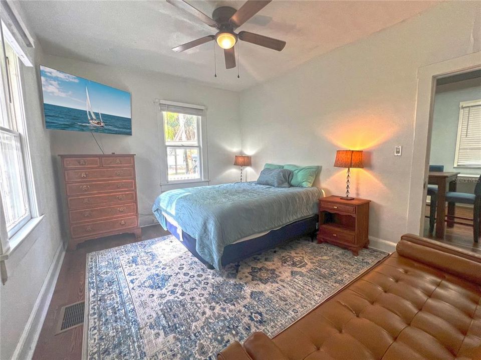 En Venta: $899,000 (4 camas, 0 baños, 2268 Pies cuadrados)