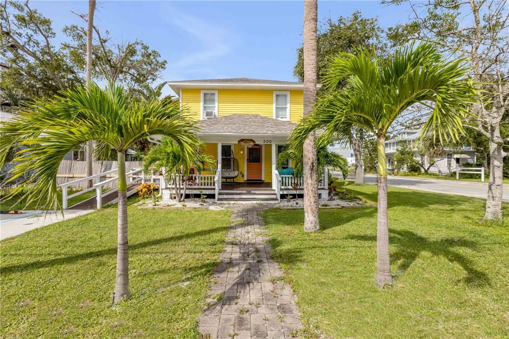 En Venta: $899,000 (4 camas, 0 baños, 2268 Pies cuadrados)