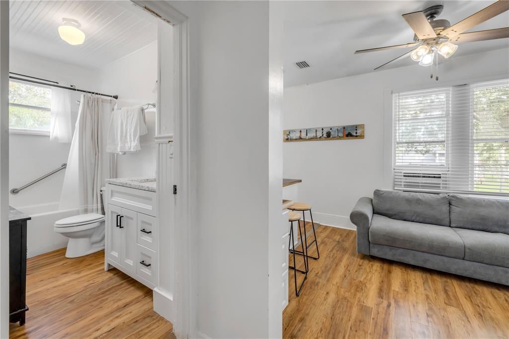 En Venta: $899,000 (4 camas, 0 baños, 2268 Pies cuadrados)