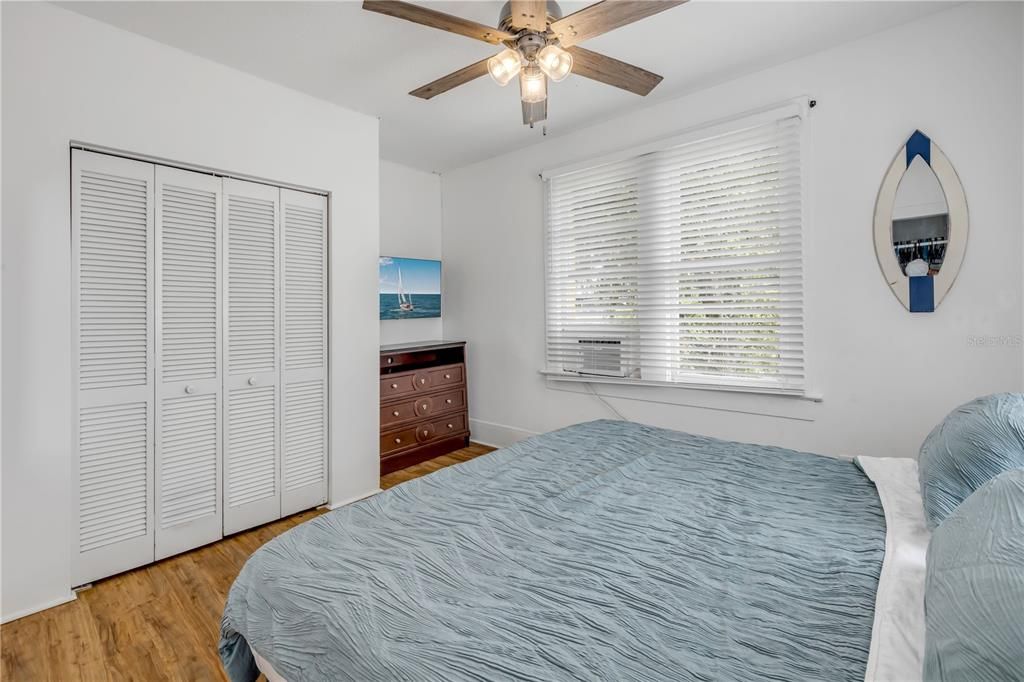 En Venta: $899,000 (4 camas, 0 baños, 2268 Pies cuadrados)