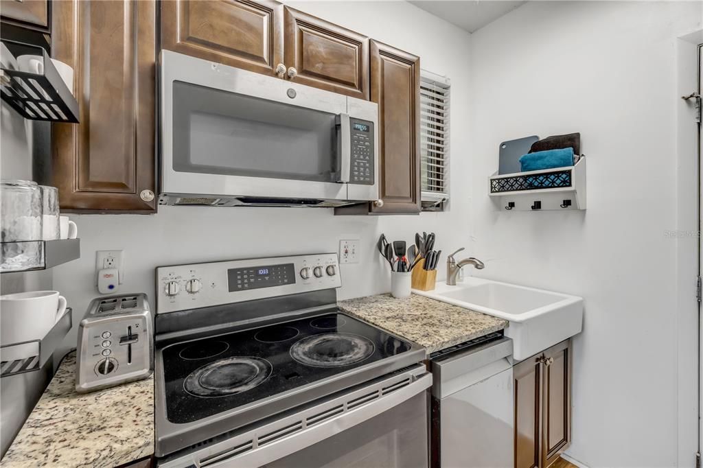 En Venta: $899,000 (4 camas, 0 baños, 2268 Pies cuadrados)