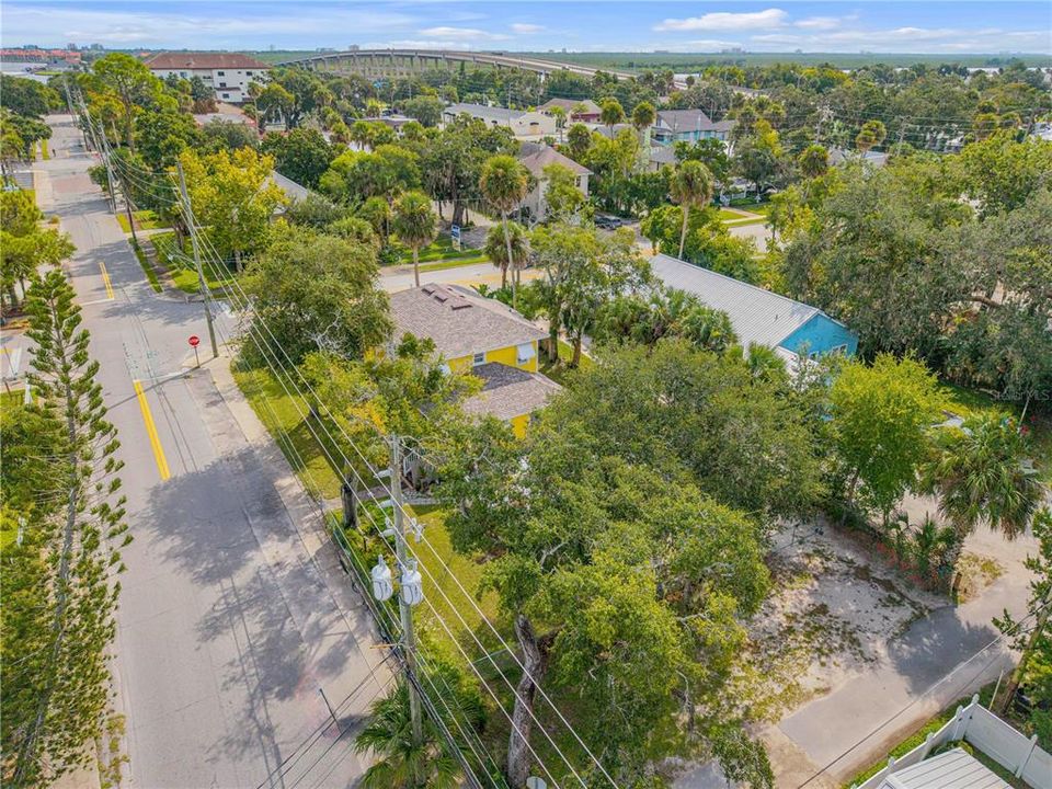 En Venta: $899,000 (4 camas, 0 baños, 2268 Pies cuadrados)