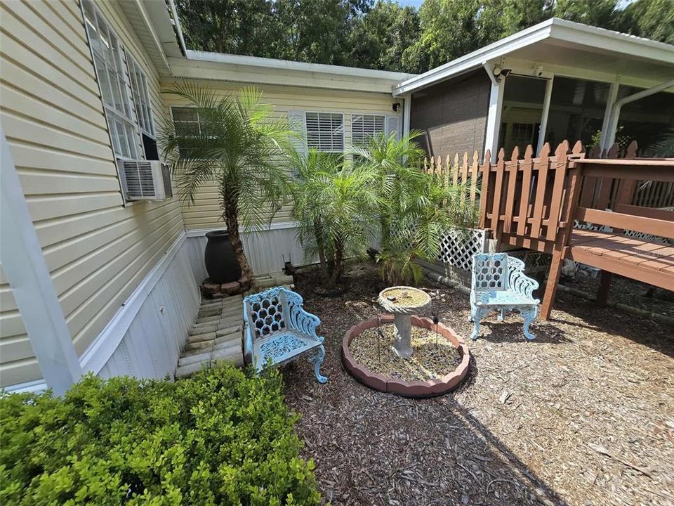 Active With Contract: $195,500 (3 beds, 2 baths, 1971 Square Feet)