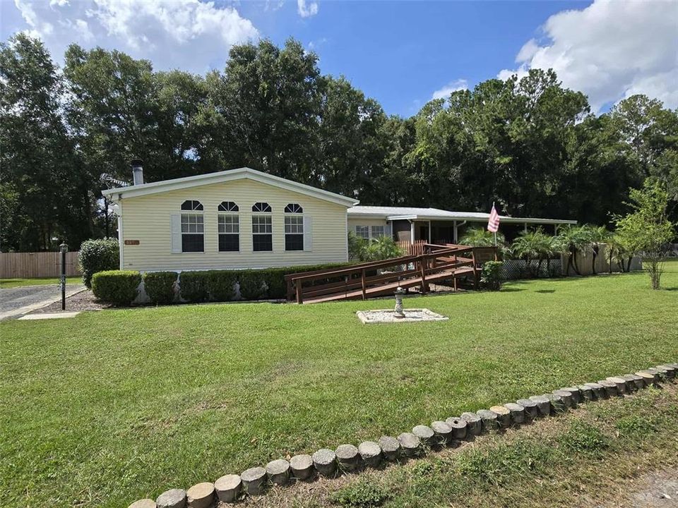 Active With Contract: $195,500 (3 beds, 2 baths, 1971 Square Feet)