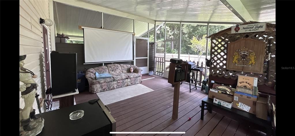 Active With Contract: $195,500 (3 beds, 2 baths, 1971 Square Feet)