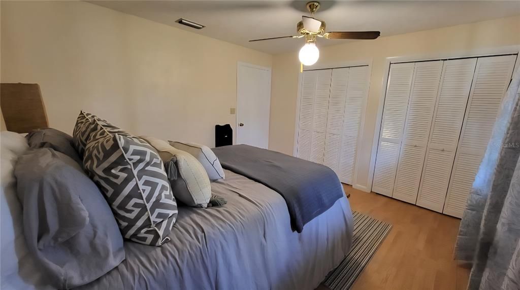 На продажу: $358,000 (3 спален, 2 ванн, 2082 Квадратных фут)