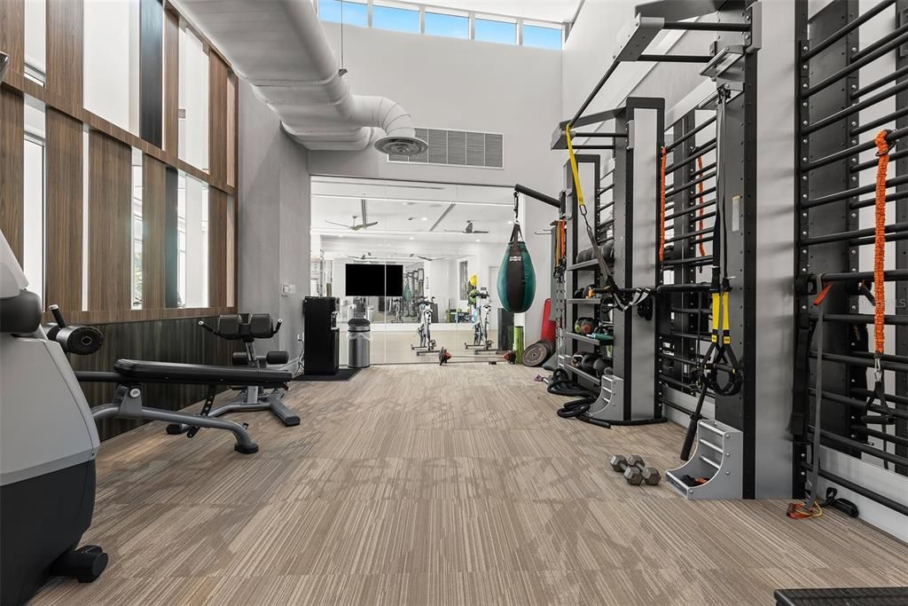 Под контрактом: $6,000 (2 спален, 2 ванн, 1402 Квадратных фут)