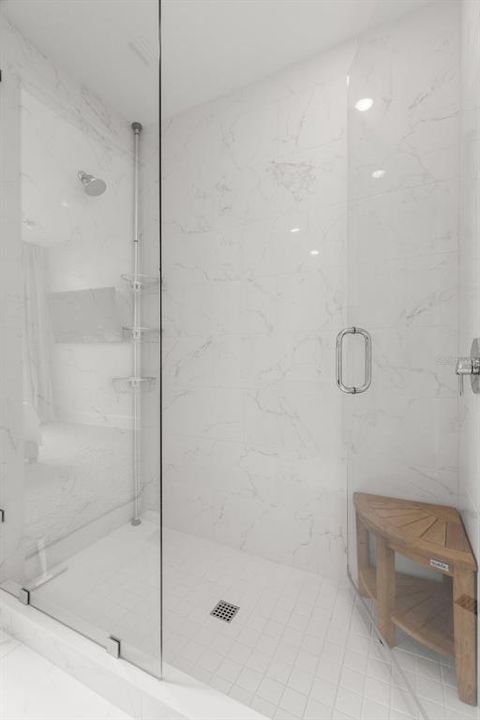 Под контрактом: $6,000 (2 спален, 2 ванн, 1402 Квадратных фут)