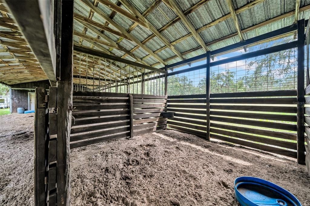 Под контрактом: $449,900 (3 спален, 3 ванн, 2010 Квадратных фут)