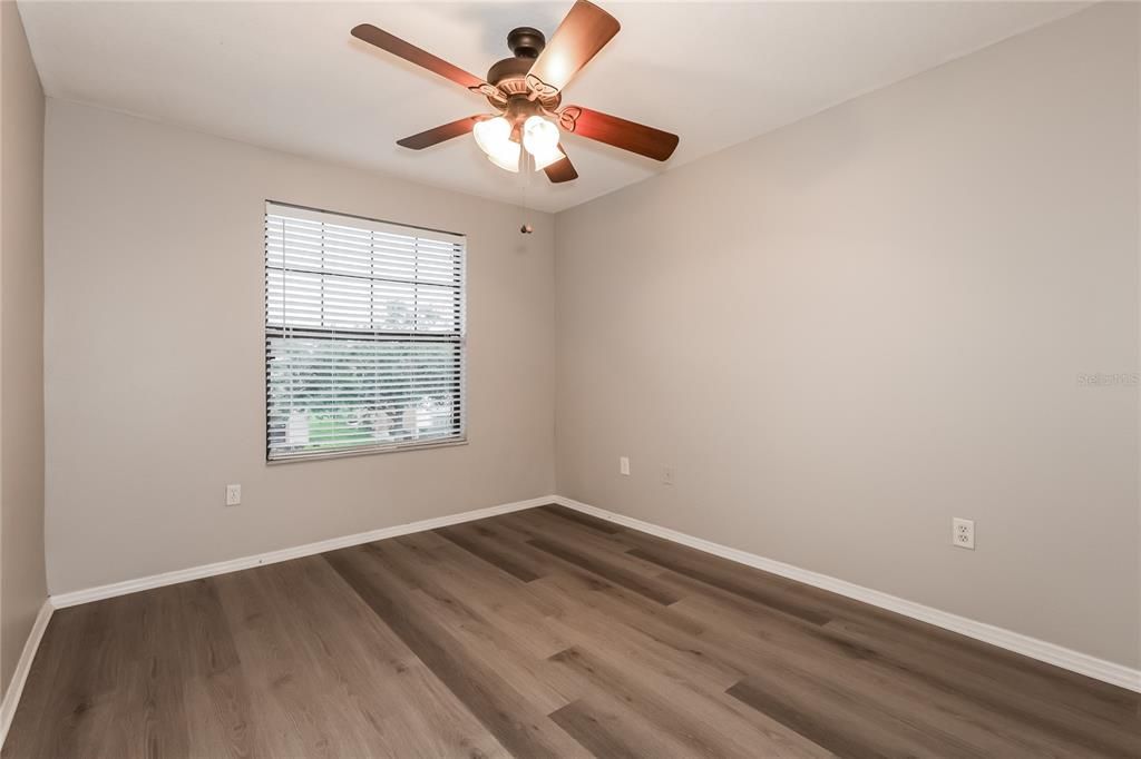 Под контрактом: $249,000 (3 спален, 2 ванн, 1665 Квадратных фут)