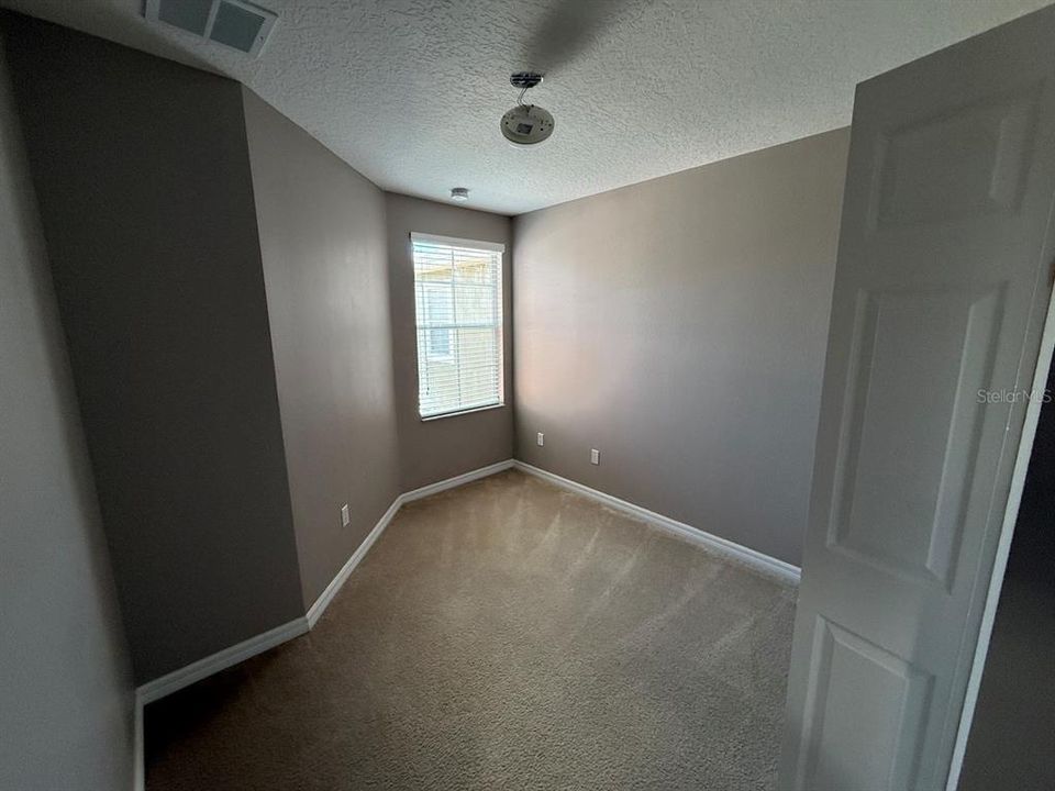 For Sale: $329,900 (3 beds, 2 baths, 1519 Square Feet)