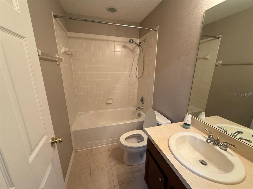 For Sale: $329,900 (3 beds, 2 baths, 1519 Square Feet)