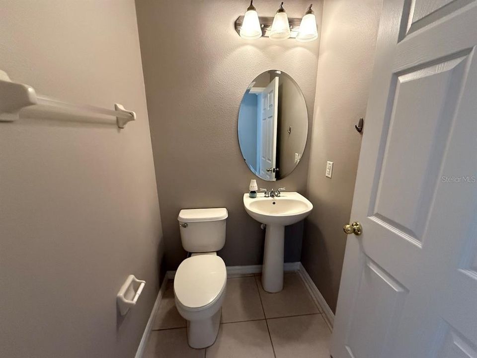 For Sale: $329,900 (3 beds, 2 baths, 1519 Square Feet)