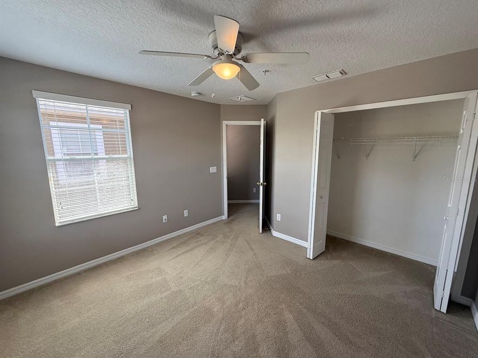 For Sale: $329,900 (3 beds, 2 baths, 1519 Square Feet)