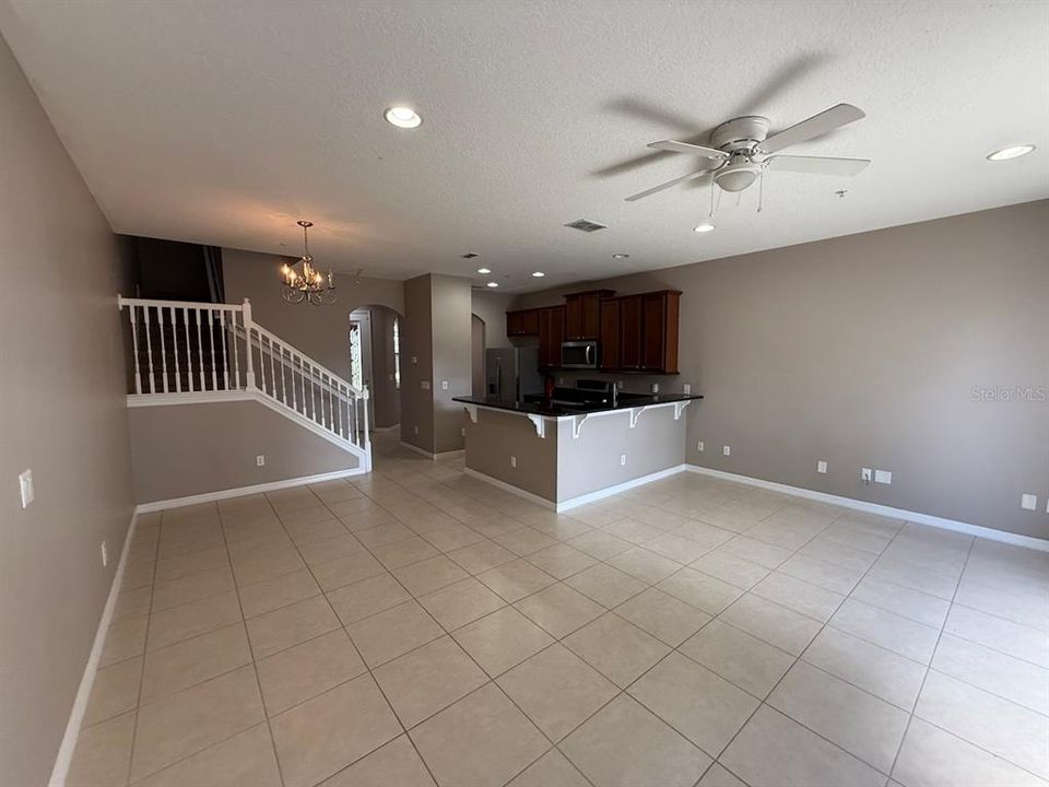For Sale: $329,900 (3 beds, 2 baths, 1519 Square Feet)