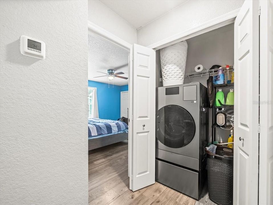 На продажу: $388,000 (3 спален, 2 ванн, 1379 Квадратных фут)