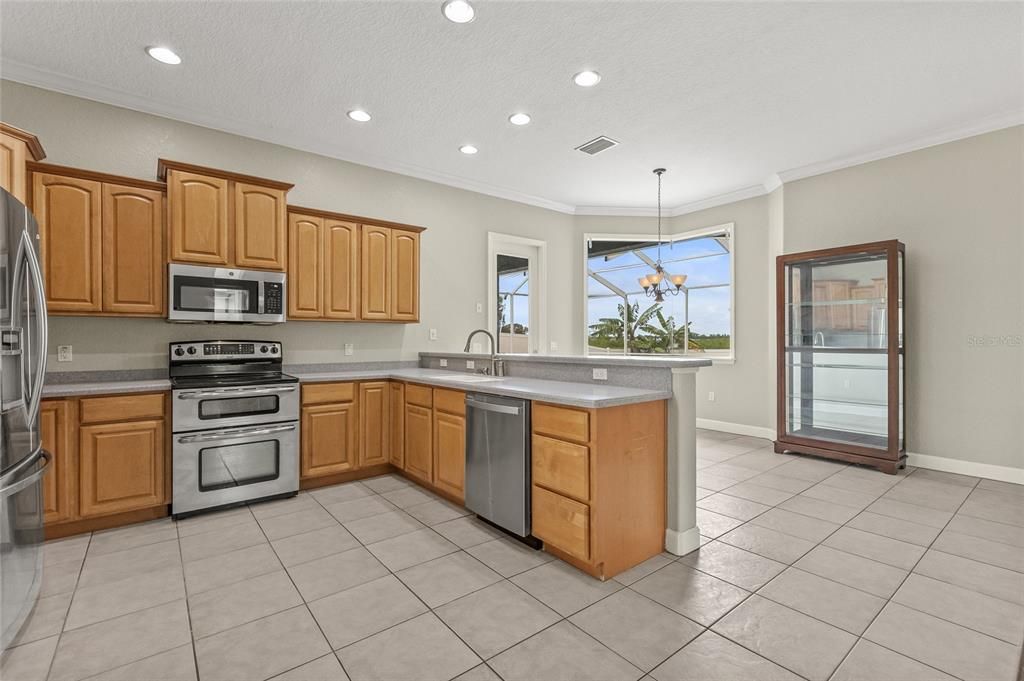 En Venta: $459,990 (4 camas, 3 baños, 2357 Pies cuadrados)