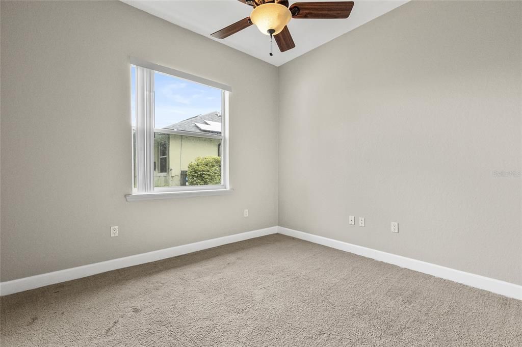 En Venta: $459,990 (4 camas, 3 baños, 2357 Pies cuadrados)