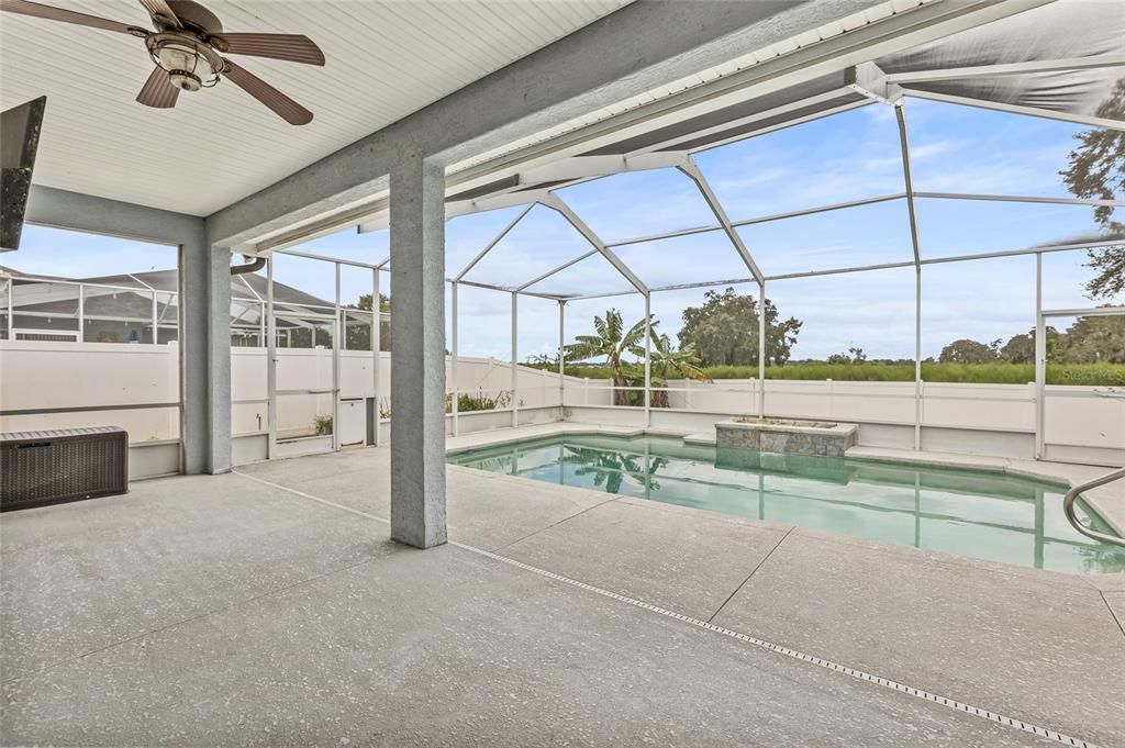 En Venta: $459,990 (4 camas, 3 baños, 2357 Pies cuadrados)