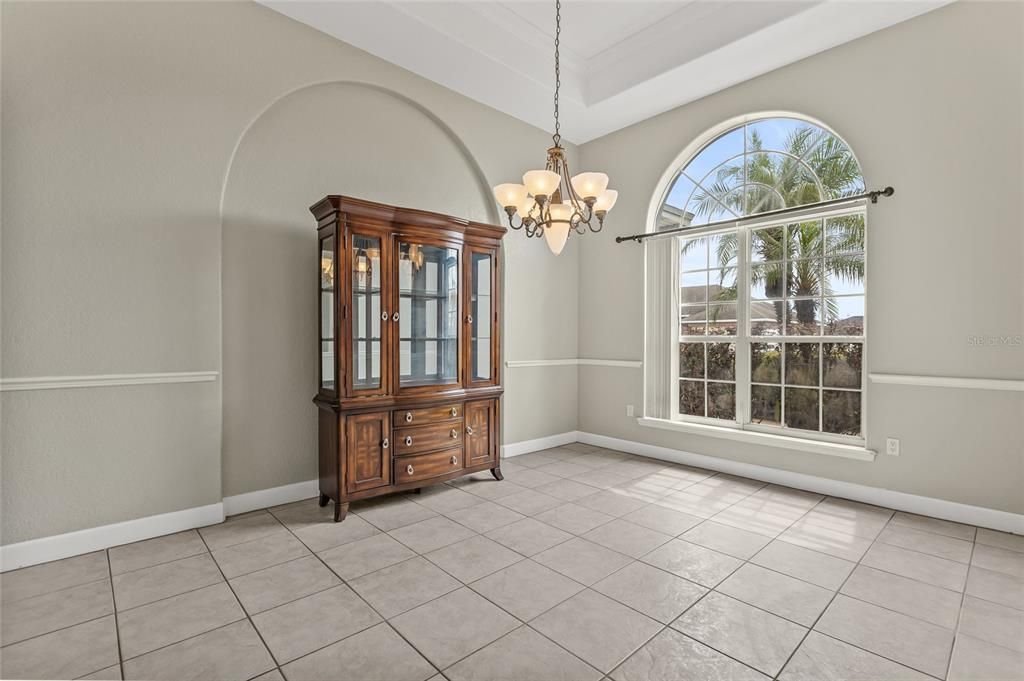 En Venta: $459,990 (4 camas, 3 baños, 2357 Pies cuadrados)