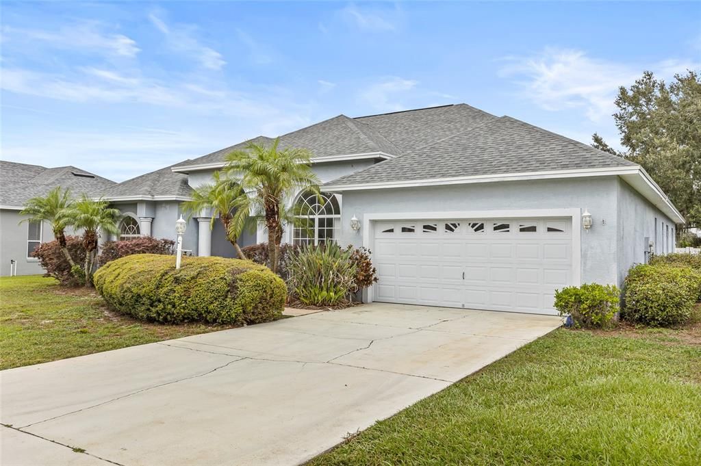 En Venta: $459,990 (4 camas, 3 baños, 2357 Pies cuadrados)