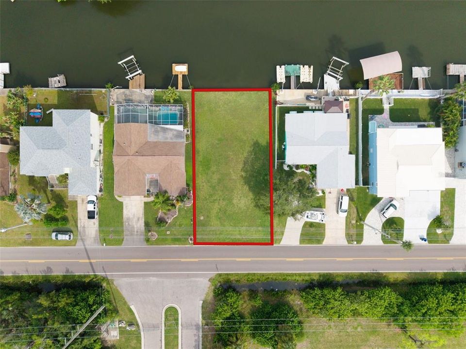 待售: $180,000 (0.15 acres)