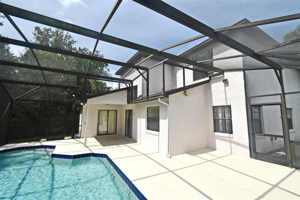 待售: $435,000 (4 贝兹, 2 浴室, 1896 平方英尺)