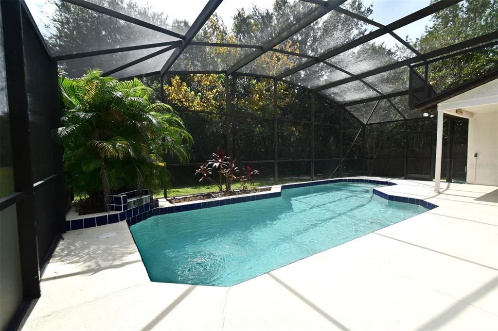 待售: $435,000 (4 贝兹, 2 浴室, 1896 平方英尺)